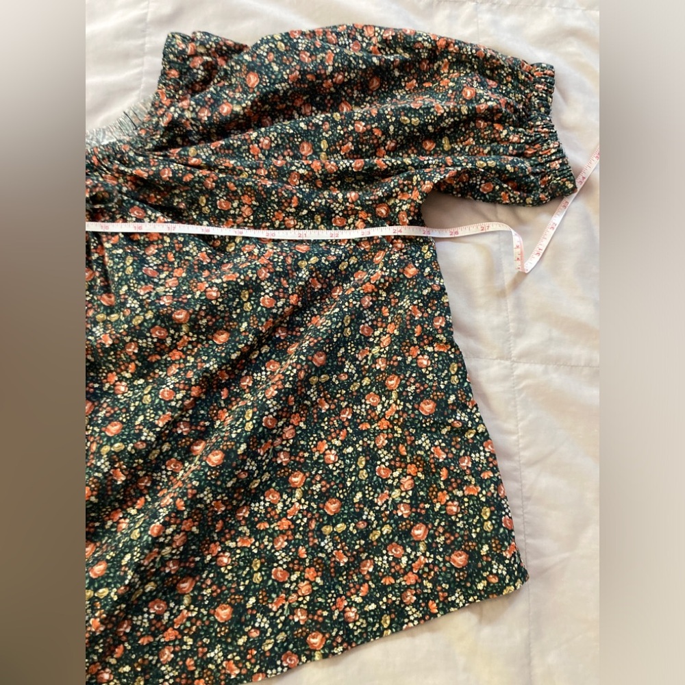 Doen Black Floral Puff-Sleeve Blouse - Picture 9 of 15